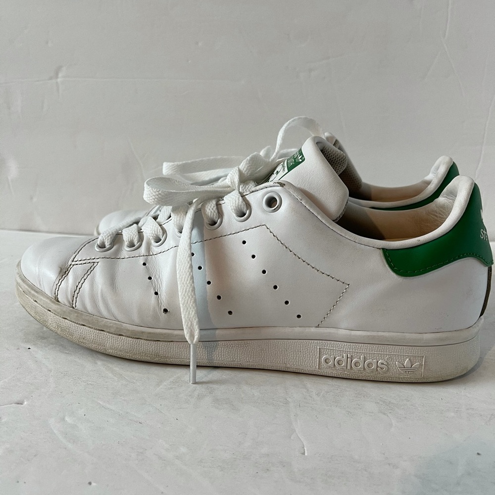 Adidas Stan Smith Men’s Size 8.5 White Sneaker View 4